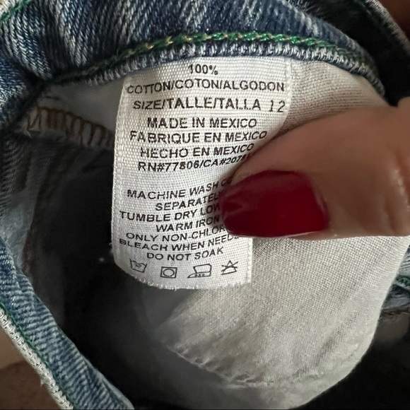 Tommy Hilfiger Vintage Heavily Distressed Denim Jeans Shorts - Picture 11 of 11